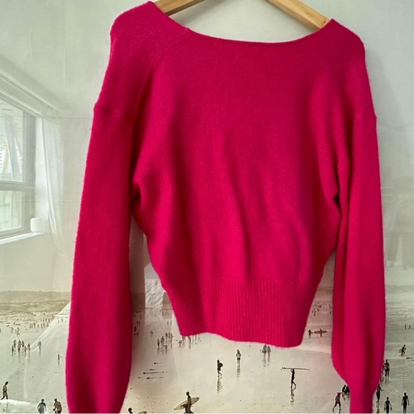 Aritzia 2024 hot pink wrap knit sweater, size small - Picture 2 of 2